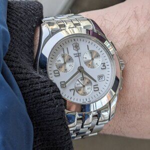 Victorinox Swiss Army Alliance Silver Quartz Chronograph Mens Swiss Watch